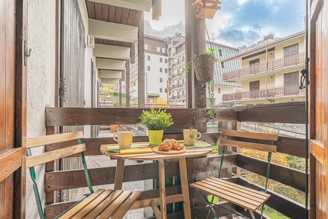 Casa Sole- Loft Moderno In Montagna Lejlighed Aprica Eksteriør billede