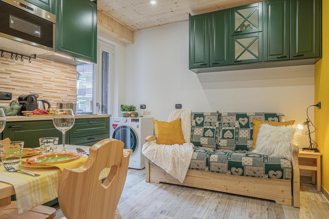 Casa Sole- Loft Moderno In Montagna Lejlighed Aprica Eksteriør billede